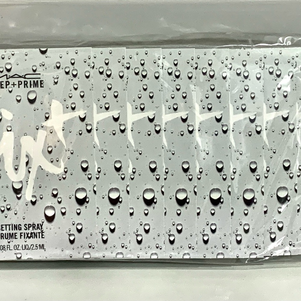 8X  Sample Size MAC Prime+Prep Fix+ Setting Spray